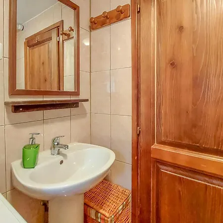 4 Bedroom In * Buzet