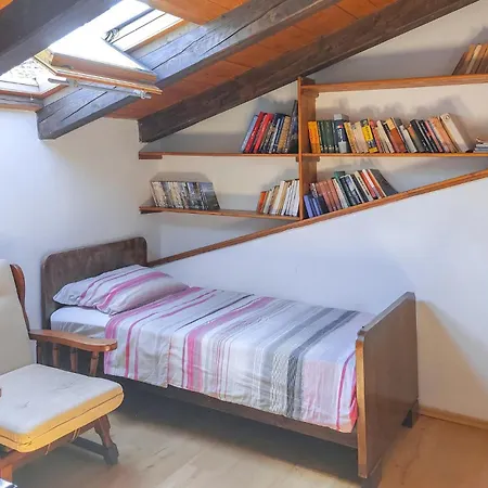4 Bedroom In