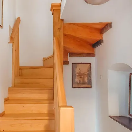 4 Bedroom In